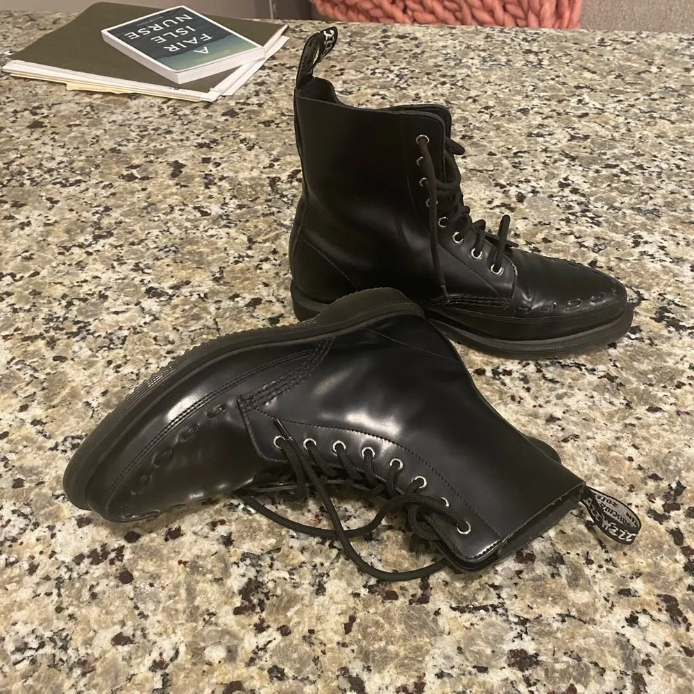 Dr. Martens Geordin boot punk-inspired details - Picture 16 of 16